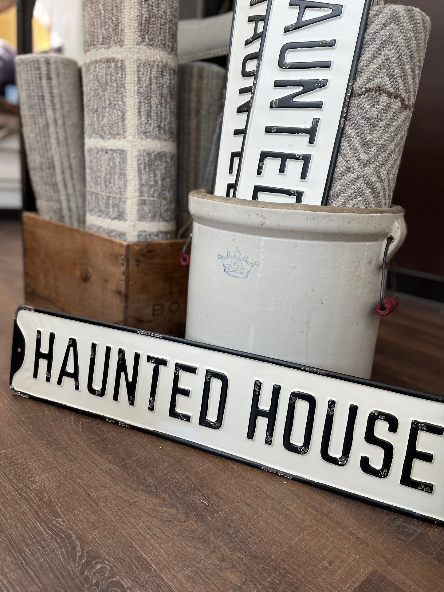 Haunted House Sign - HOME